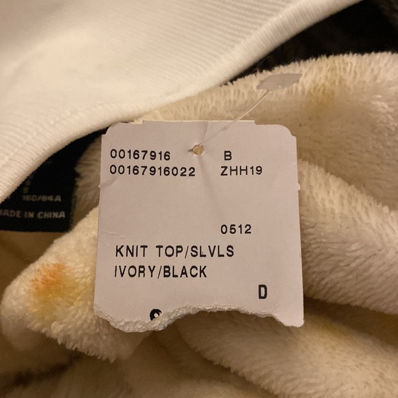 Forever21 Vintage Crop Top - Picture 3 of 3